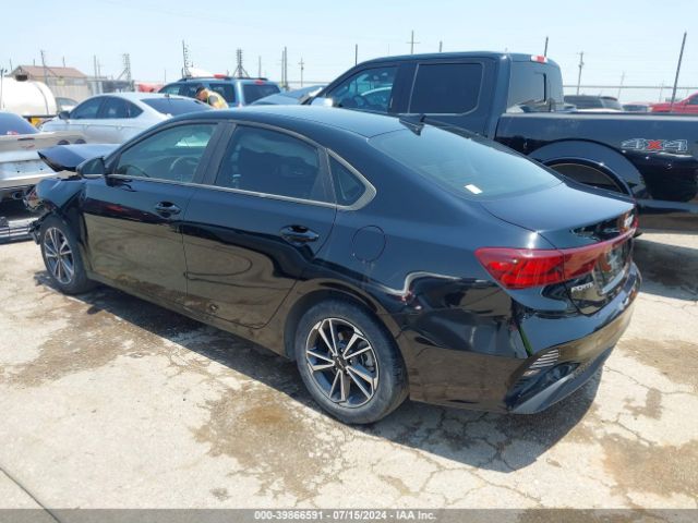 Photo 2 VIN: 3KPF24AD5NE503728 - KIA FORTE 