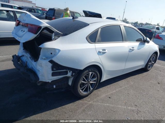 Photo 3 VIN: 3KPF24AD5PE508592 - KIA FORTE 