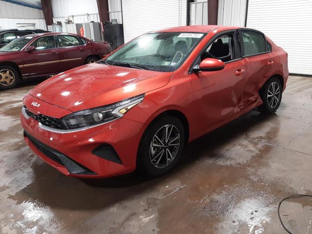 Photo 1 VIN: 3KPF24AD5PE515316 - KIA FORTE LX 