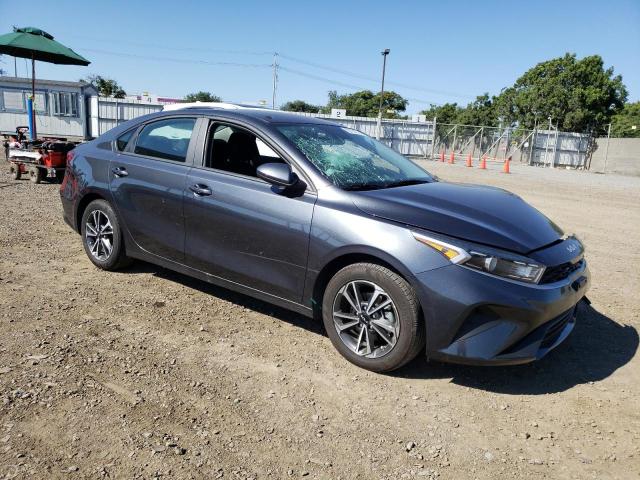 Photo 3 VIN: 3KPF24AD5PE537994 - KIA FORTE LX 