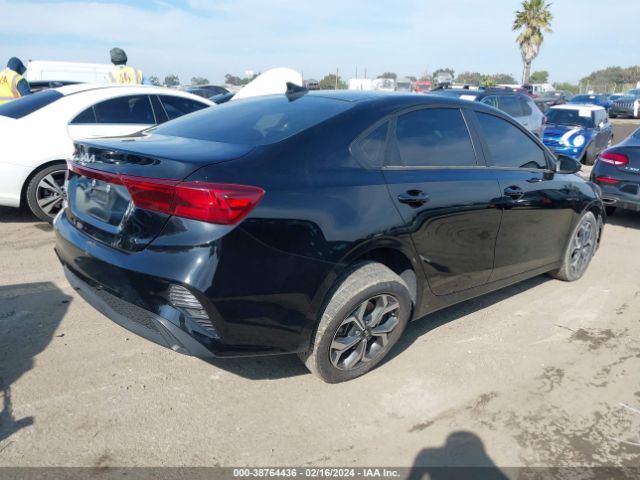 Photo 3 VIN: 3KPF24AD5PE551586 - KIA FORTE 