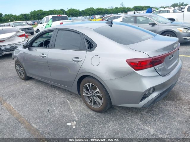 Photo 2 VIN: 3KPF24AD5PE568100 - KIA FORTE 