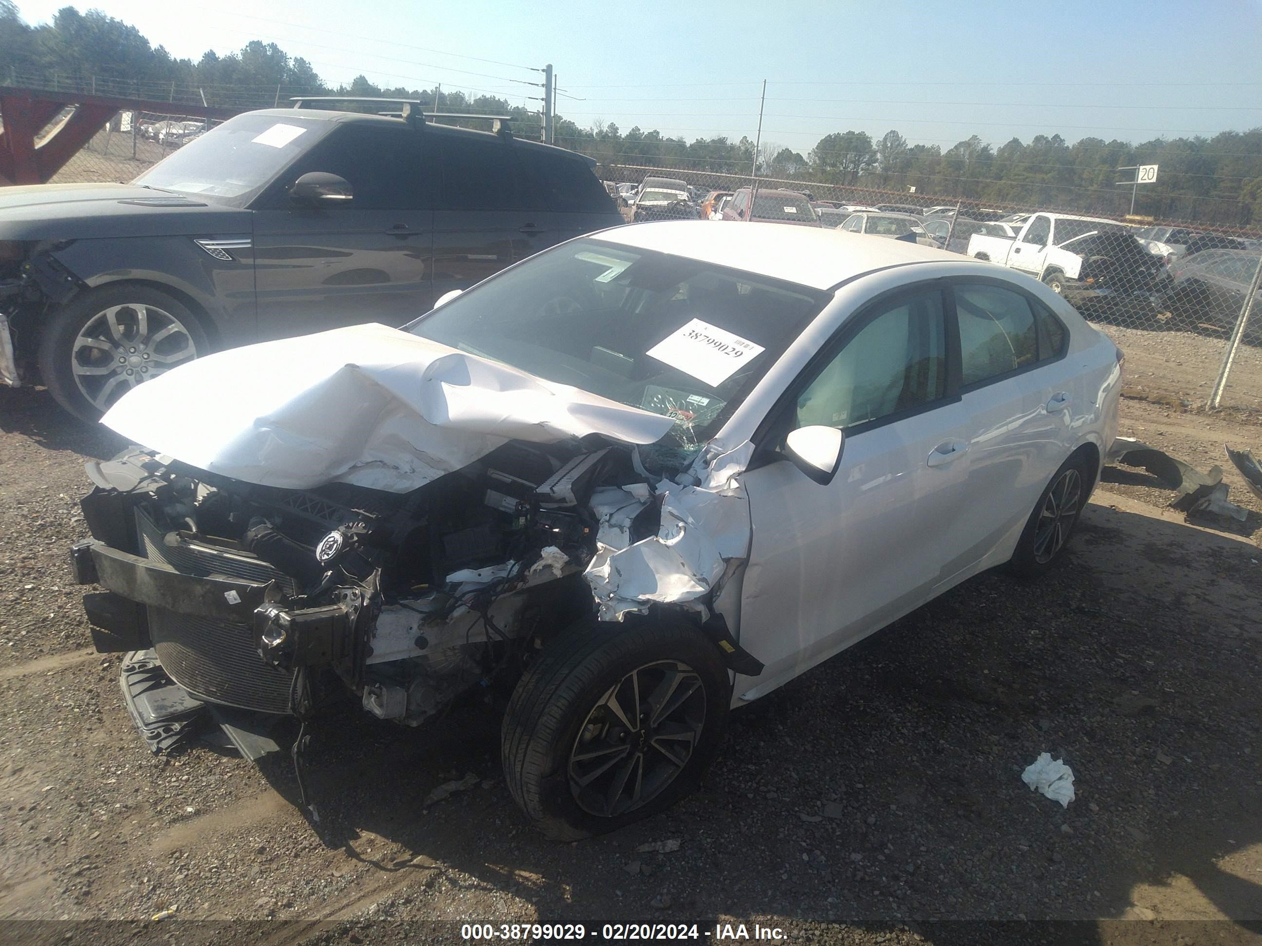 Photo 16 VIN: 3KPF24AD5PE569411 - KIA FORTE 