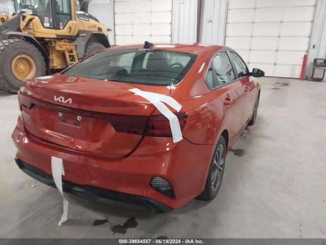 Photo 3 VIN: 3KPF24AD5PE587603 - KIA FORTE 