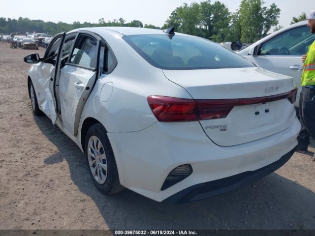 Photo 2 VIN: 3KPF24AD5PE591571 - KIA FORTE 