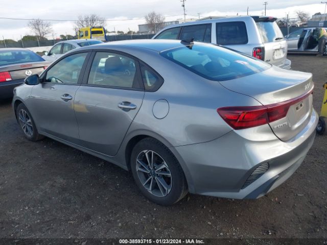 Photo 2 VIN: 3KPF24AD5PE607316 - KIA FORTE 