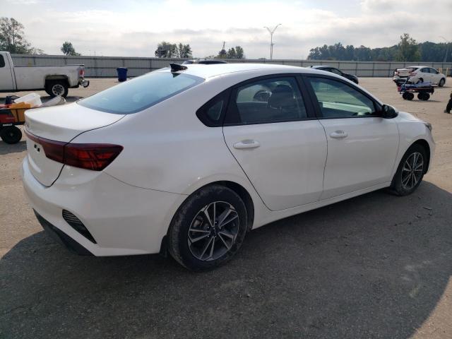 Photo 2 VIN: 3KPF24AD5PE613570 - KIA FORTE LX 