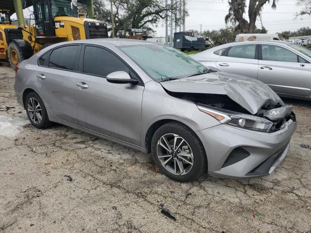 Photo 3 VIN: 3KPF24AD5PE626741 - KIA FORTE LX 