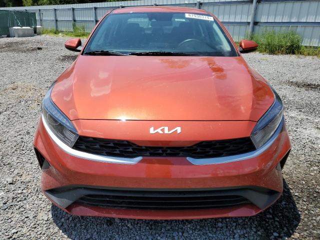 Photo 4 VIN: 3KPF24AD5PE638291 - KIA FORTE LX 