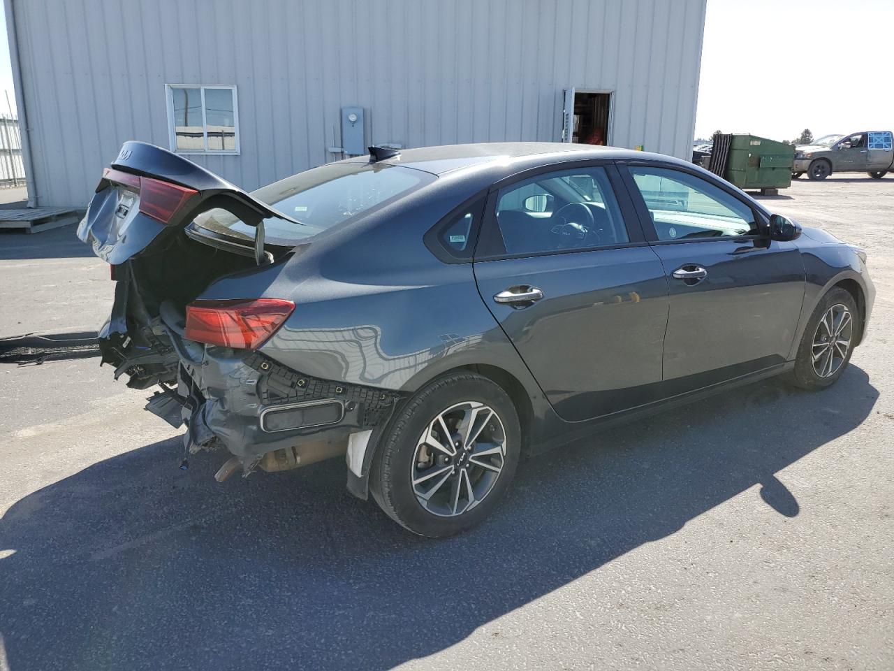 Photo 2 VIN: 3KPF24AD5PE645077 - KIA FORTE 