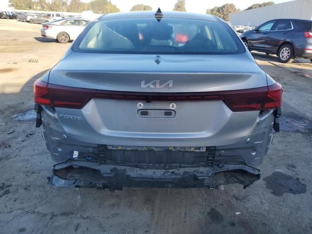 Photo 5 VIN: 3KPF24AD5PE649498 - KIA FORTE LX 