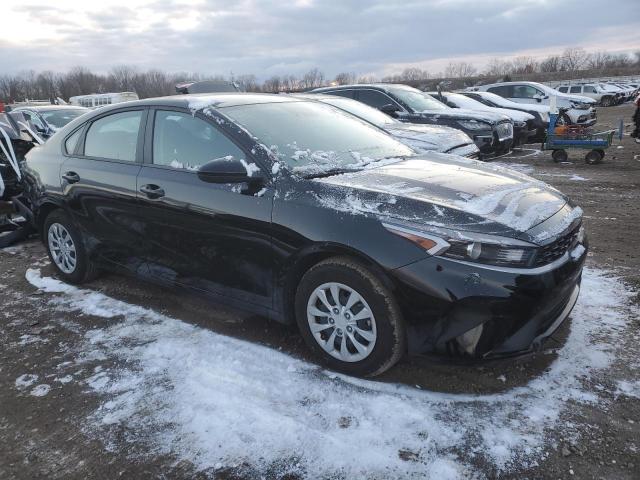 Photo 3 VIN: 3KPF24AD5PE677429 - KIA FORTE LX 