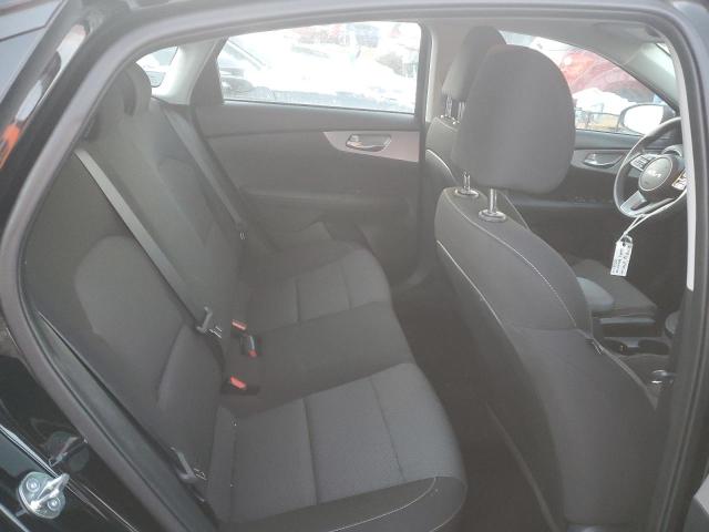 Photo 9 VIN: 3KPF24AD5PE677429 - KIA FORTE LX 