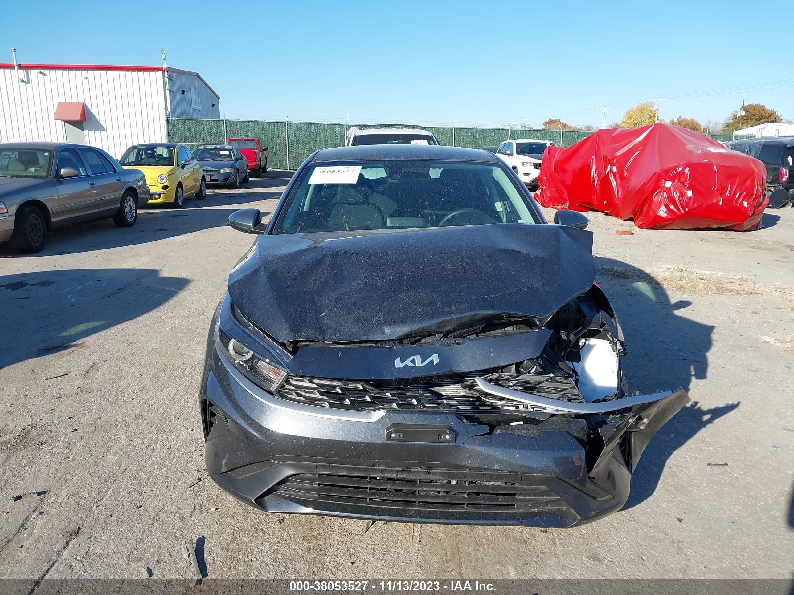 Photo 11 VIN: 3KPF24AD5RE695724 - KIA FORTE 