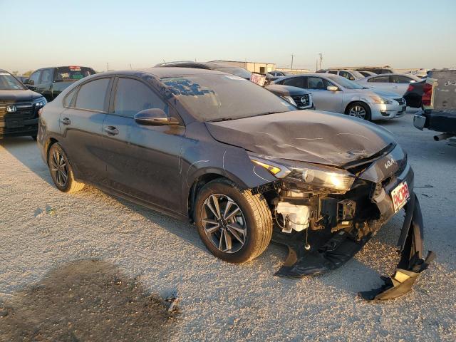 Photo 3 VIN: 3KPF24AD5RE713039 - KIA FORTE LX 