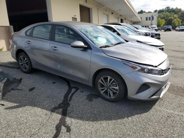 Photo 3 VIN: 3KPF24AD5RE748938 - KIA FORTE LX 