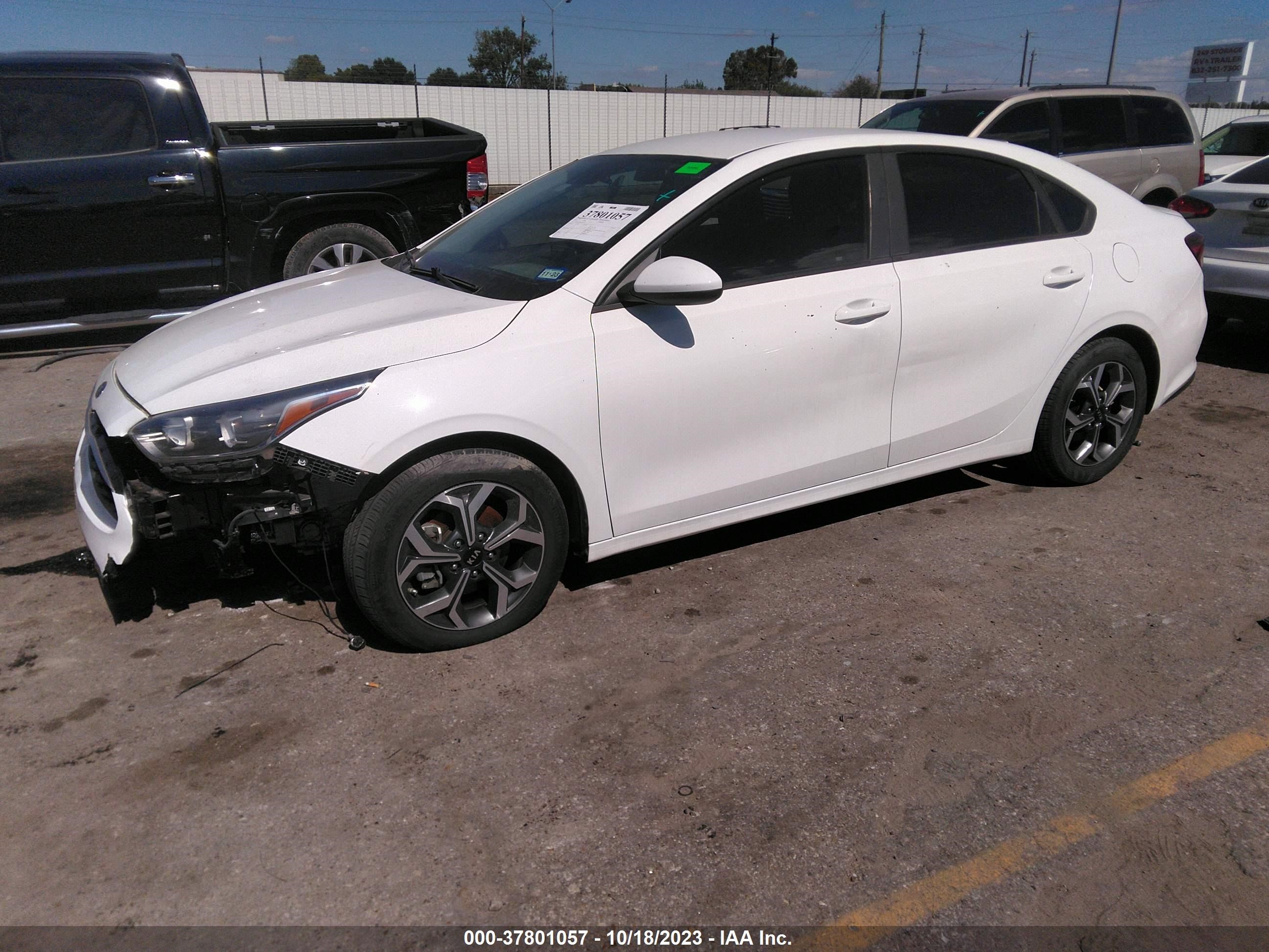 Photo 1 VIN: 3KPF24AD6KE035391 - KIA FORTE 