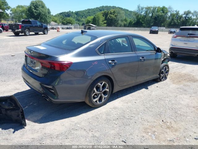 Photo 3 VIN: 3KPF24AD6KE040610 - KIA FORTE 