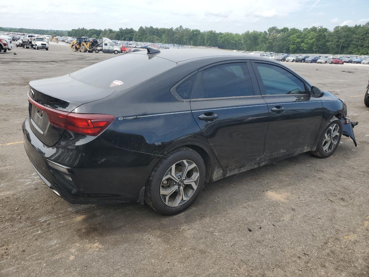 Photo 2 VIN: 3KPF24AD6KE060176 - KIA FORTE 