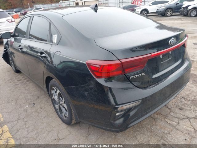 Photo 2 VIN: 3KPF24AD6KE066172 - KIA FORTE 