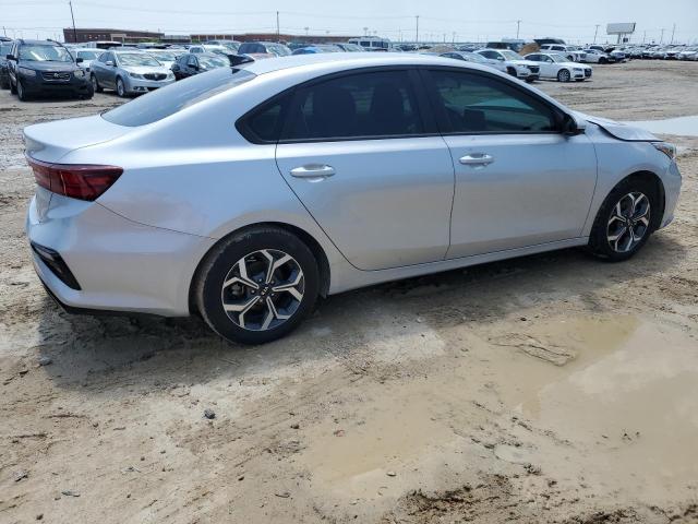 Photo 2 VIN: 3KPF24AD6KE069086 - KIA FORTE 