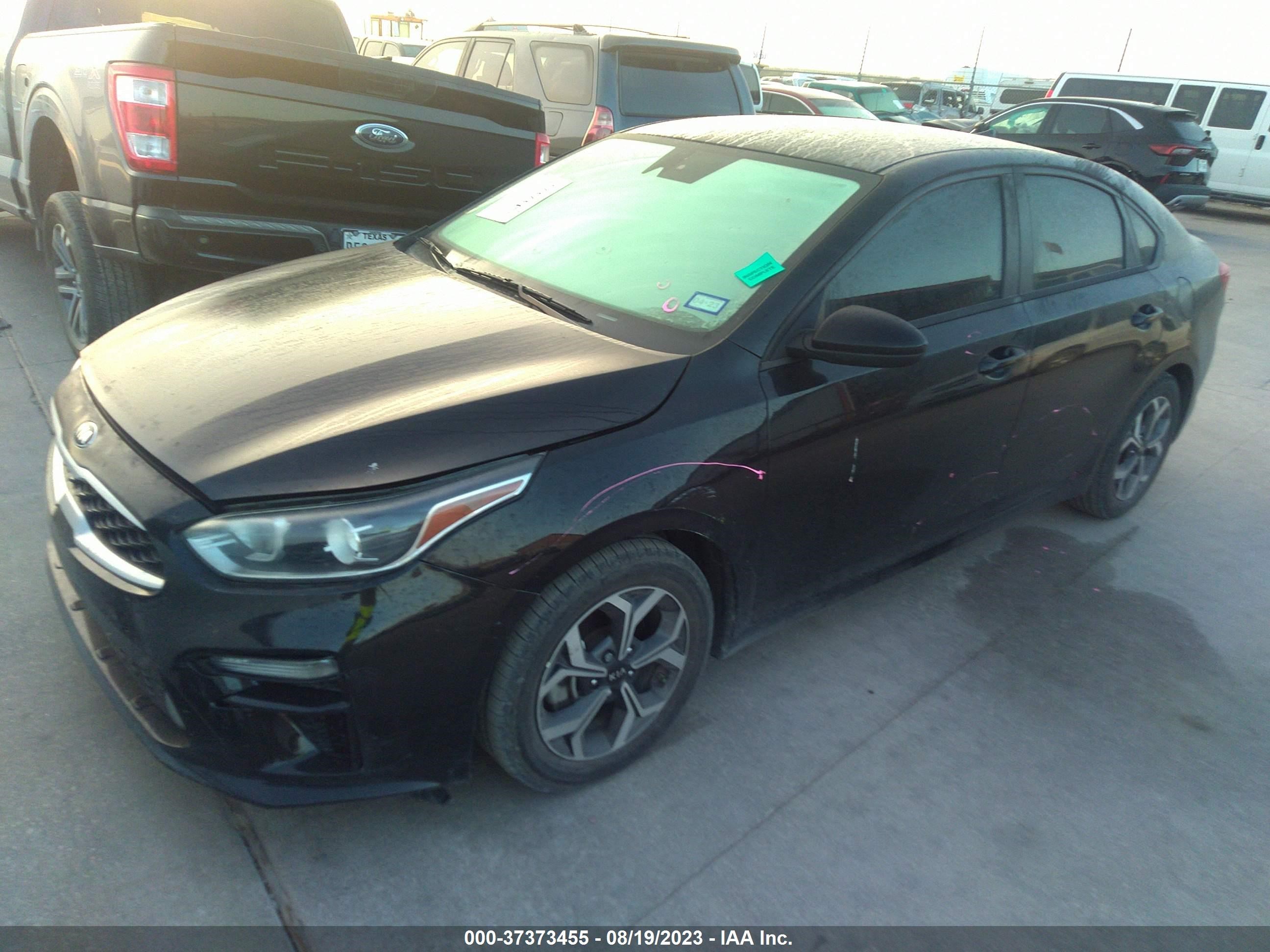 Photo 1 VIN: 3KPF24AD6KE083733 - KIA FORTE 