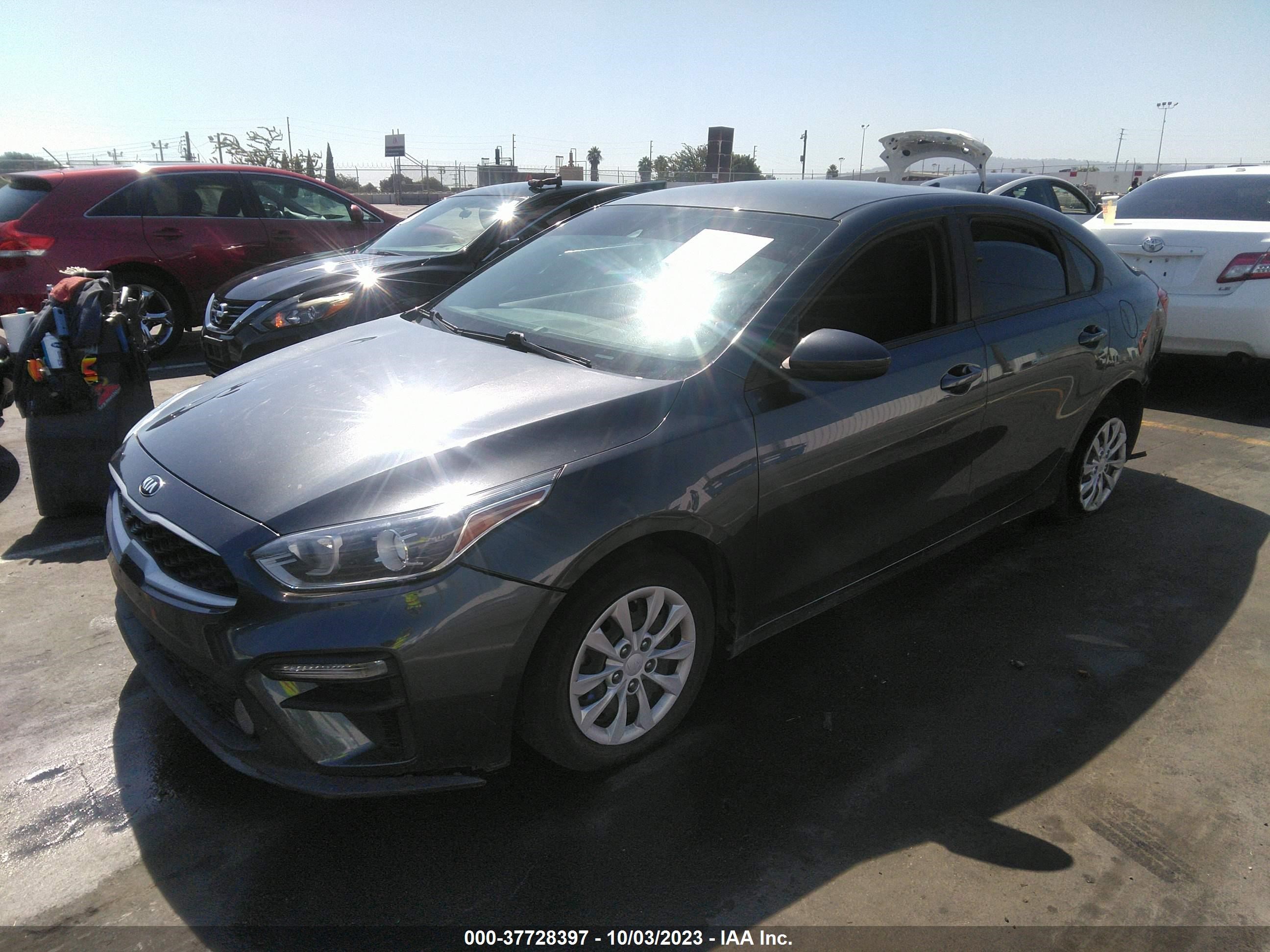 Photo 1 VIN: 3KPF24AD6KE106363 - KIA FORTE 