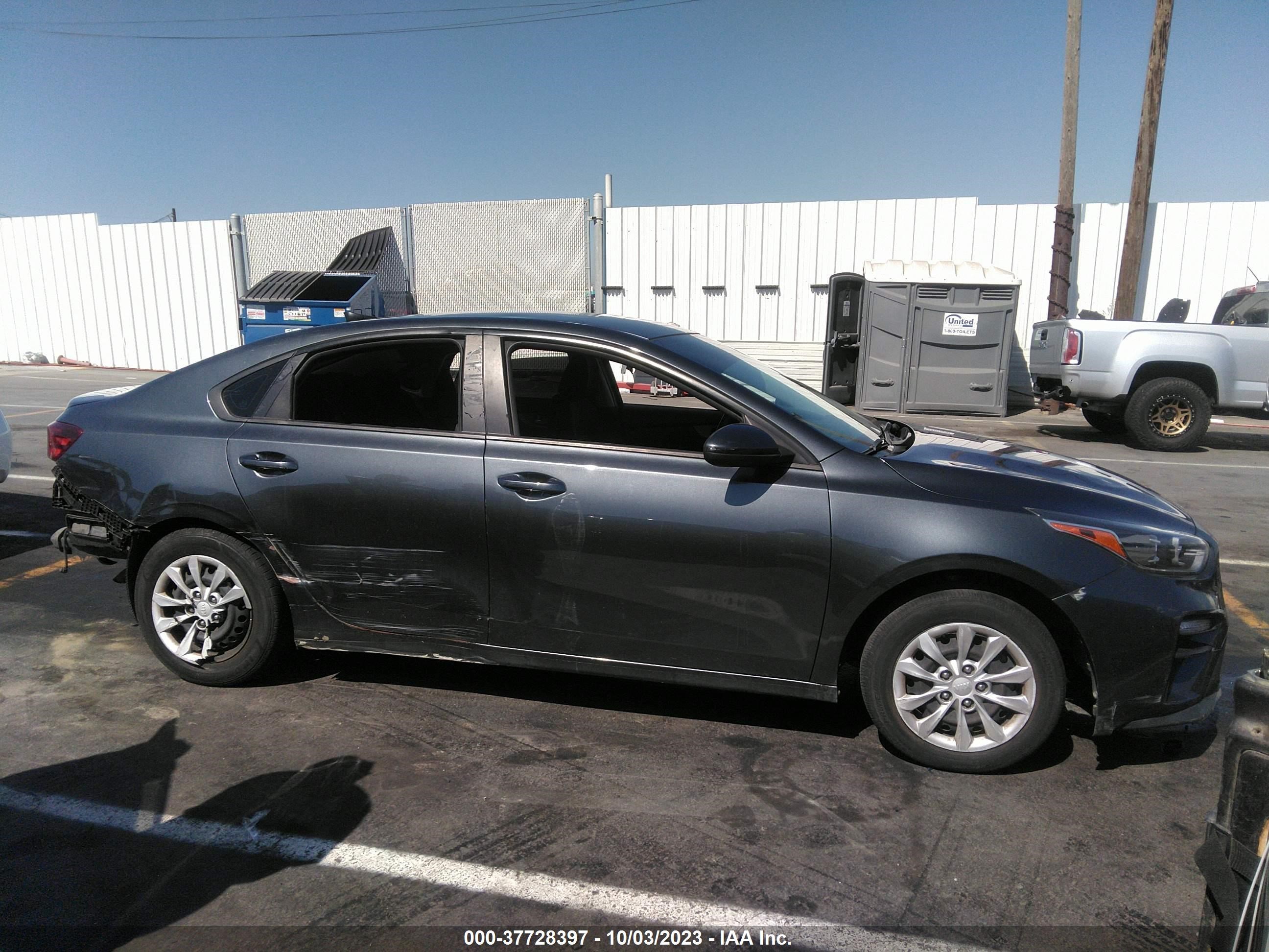 Photo 11 VIN: 3KPF24AD6KE106363 - KIA FORTE 