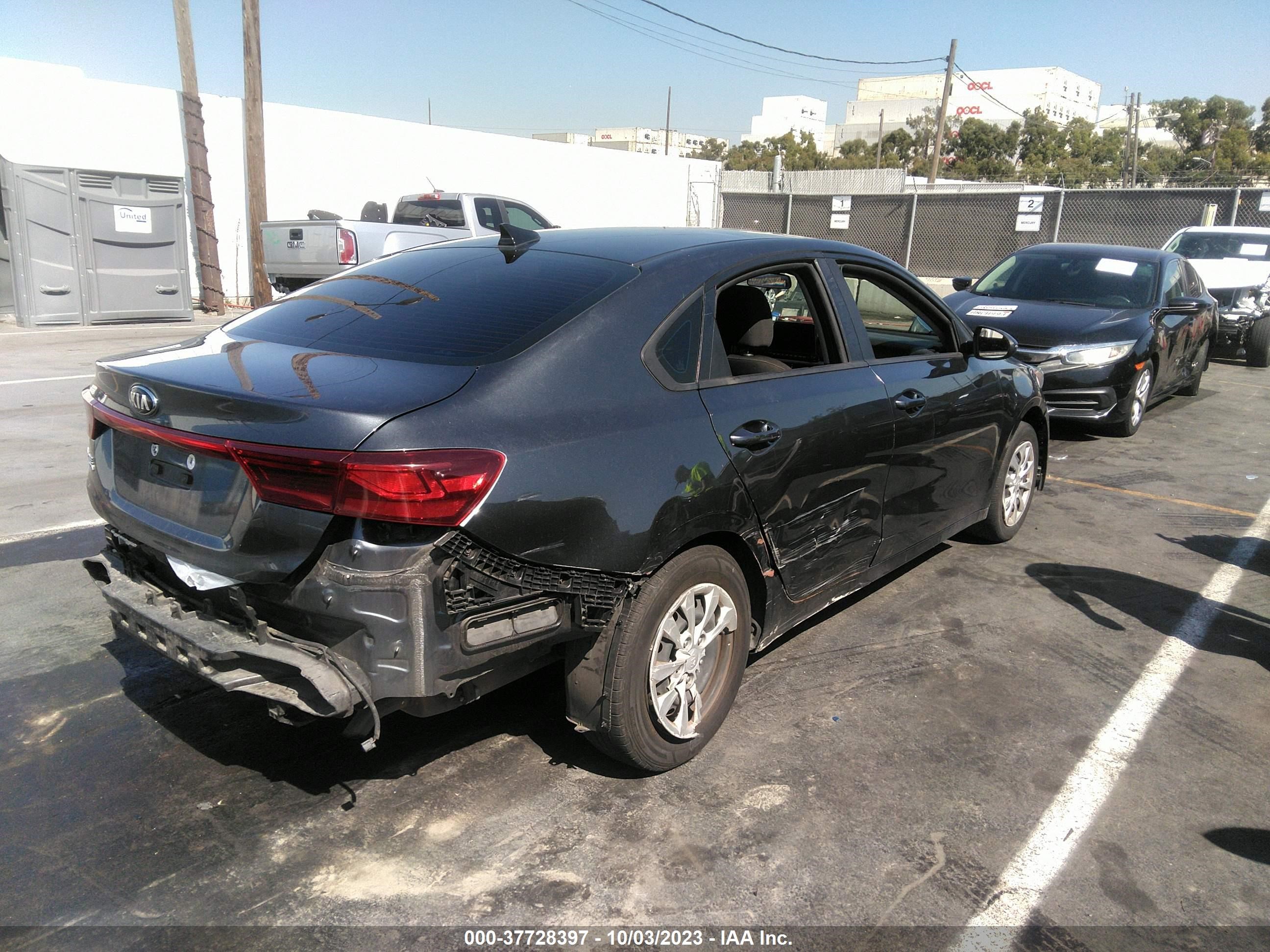 Photo 3 VIN: 3KPF24AD6KE106363 - KIA FORTE 