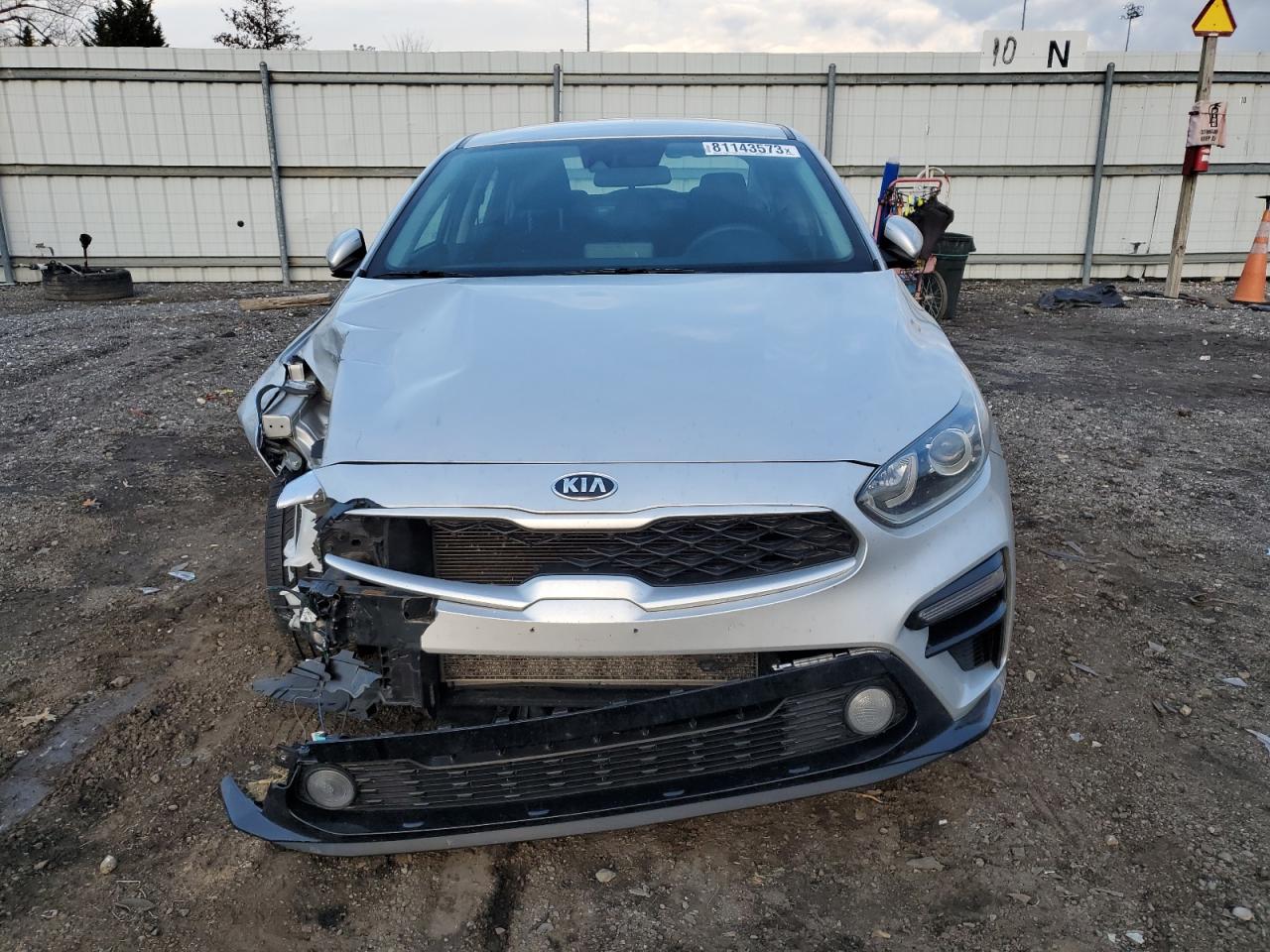 Photo 4 VIN: 3KPF24AD6KE108839 - KIA FORTE 