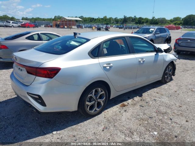 Photo 3 VIN: 3KPF24AD6LE147741 - KIA FORTE 