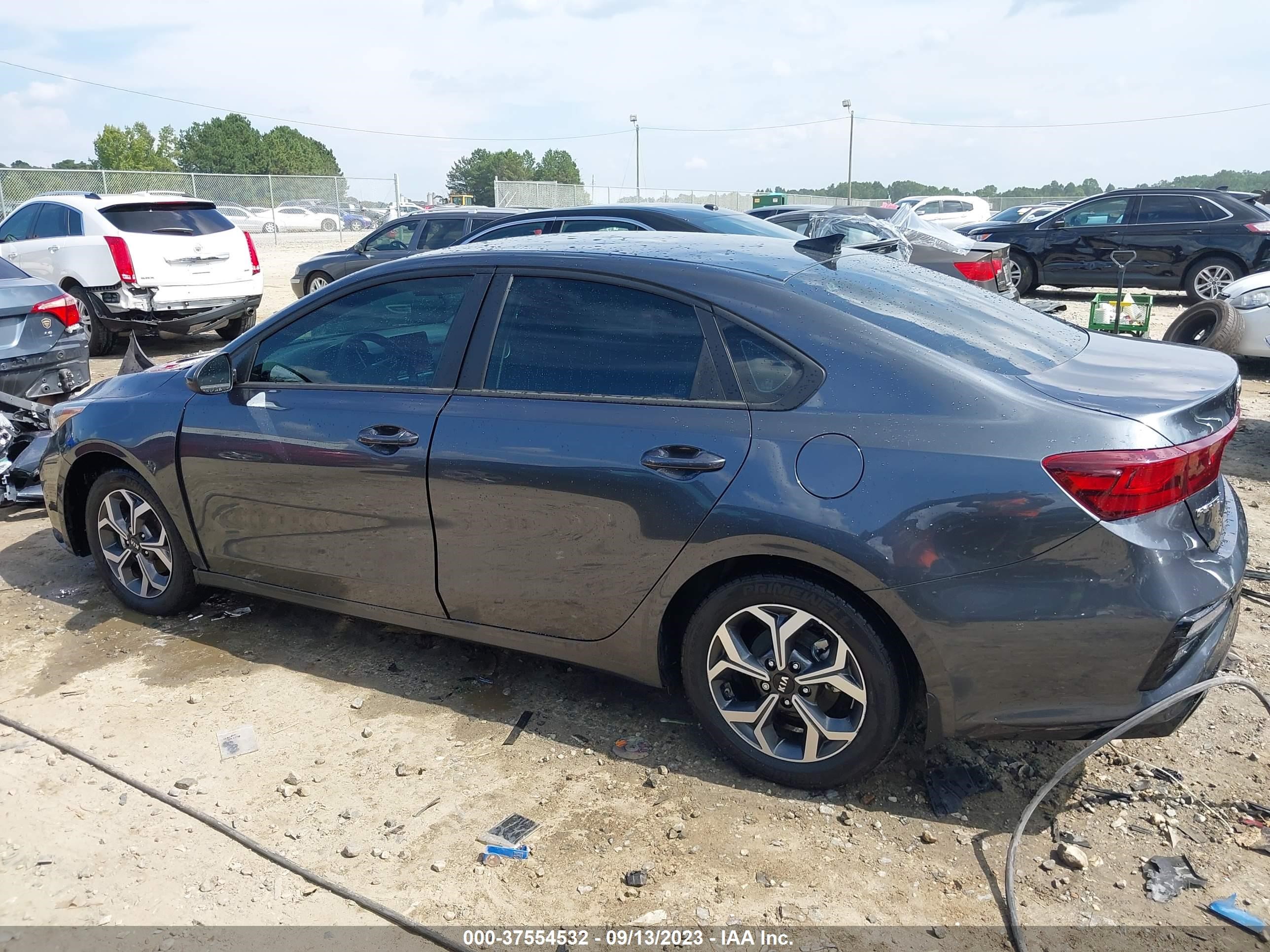 Photo 13 VIN: 3KPF24AD6LE227704 - KIA FORTE 