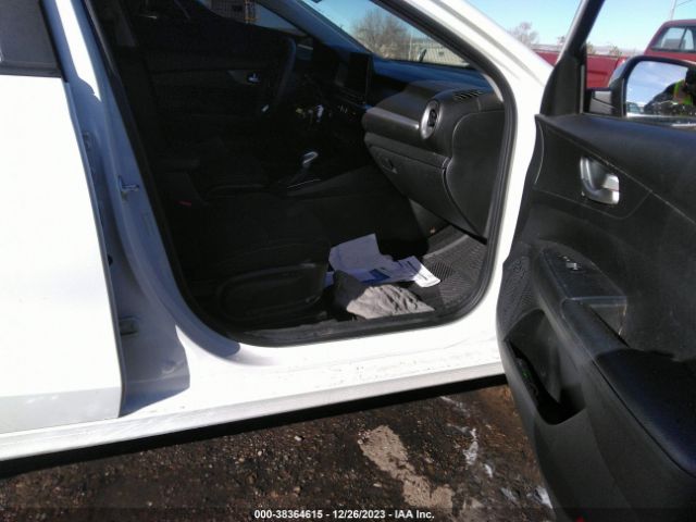 Photo 4 VIN: 3KPF24AD6LE240811 - KIA FORTE 