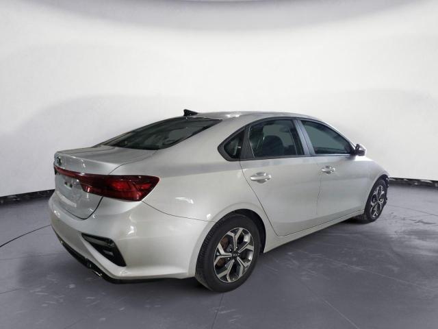 Photo 2 VIN: 3KPF24AD6ME286513 - KIA FORTE FE 