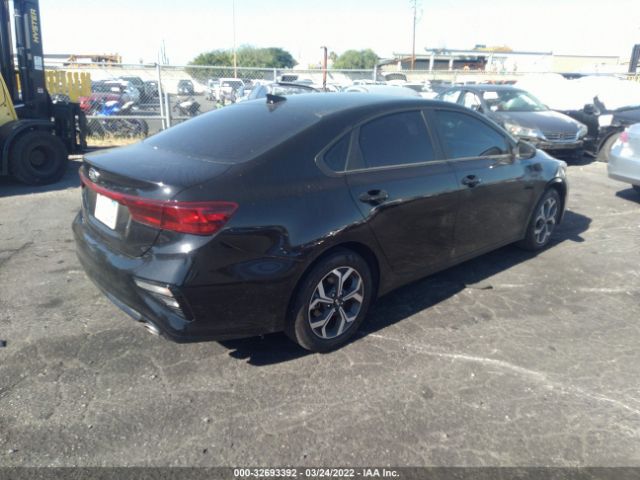 Photo 3 VIN: 3KPF24AD6ME305576 - KIA FORTE 