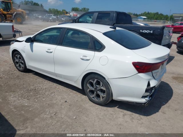 Photo 2 VIN: 3KPF24AD6ME324645 - KIA FORTE 