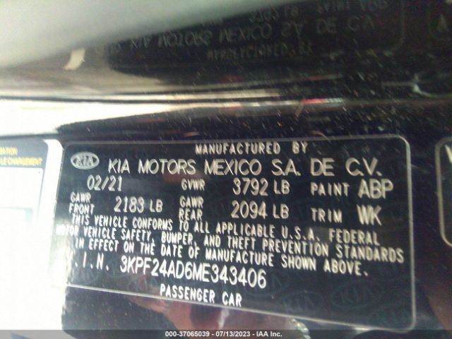 Photo 8 VIN: 3KPF24AD6ME343406 - KIA FORTE 