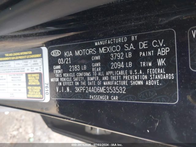 Photo 8 VIN: 3KPF24AD6ME353532 - KIA FORTE 