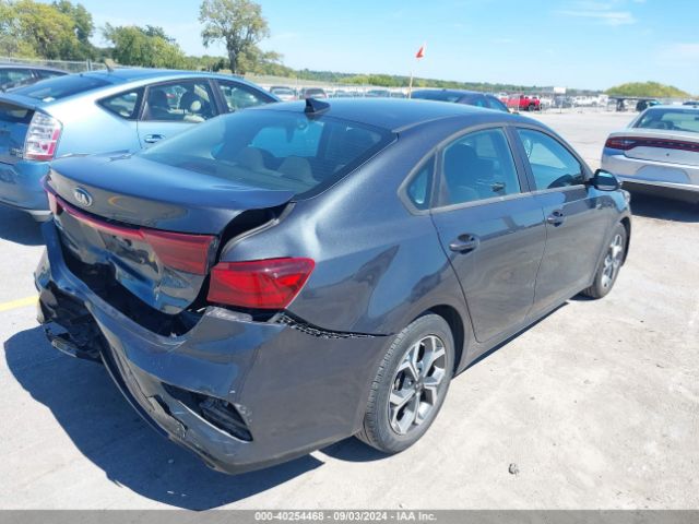 Photo 3 VIN: 3KPF24AD6ME381072 - KIA FORTE 