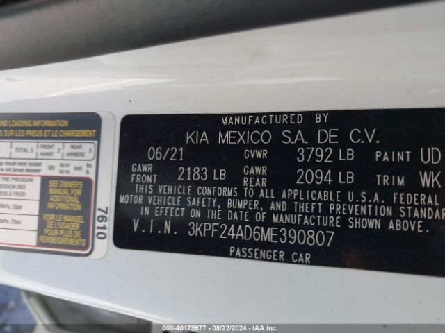 Photo 8 VIN: 3KPF24AD6ME390807 - KIA FORTE 