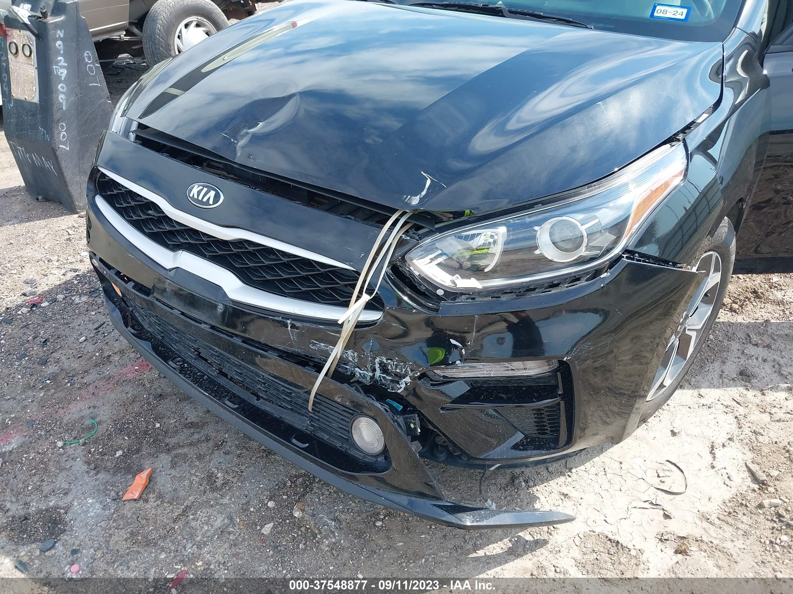 Photo 5 VIN: 3KPF24AD6ME395327 - KIA FORTE 