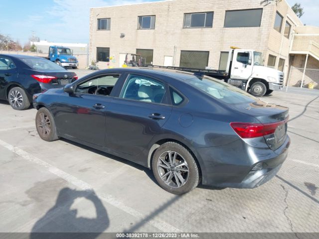 Photo 2 VIN: 3KPF24AD6NE416601 - KIA FORTE 