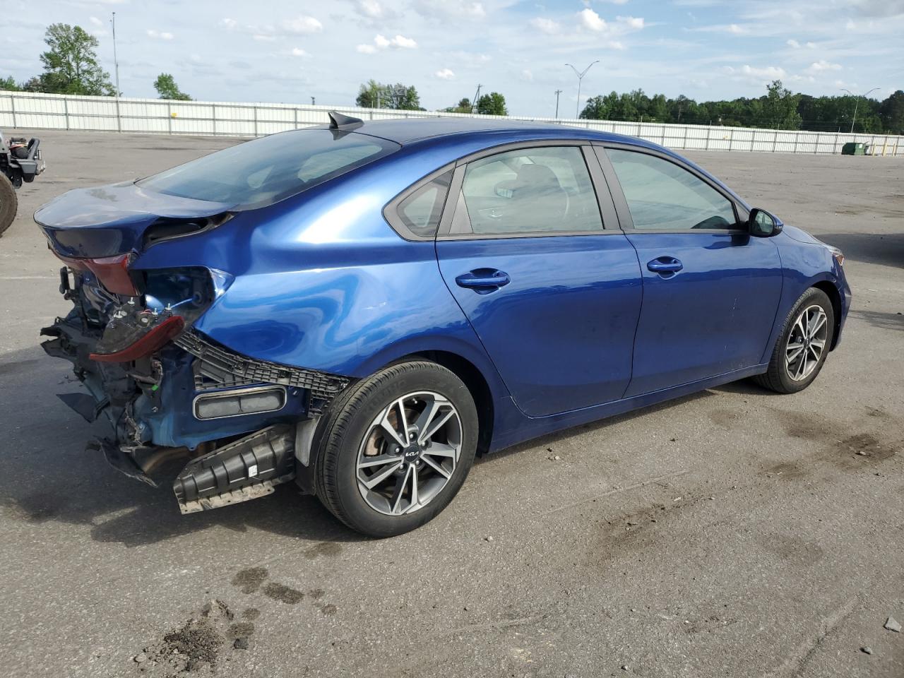 Photo 2 VIN: 3KPF24AD6NE429154 - KIA FORTE 