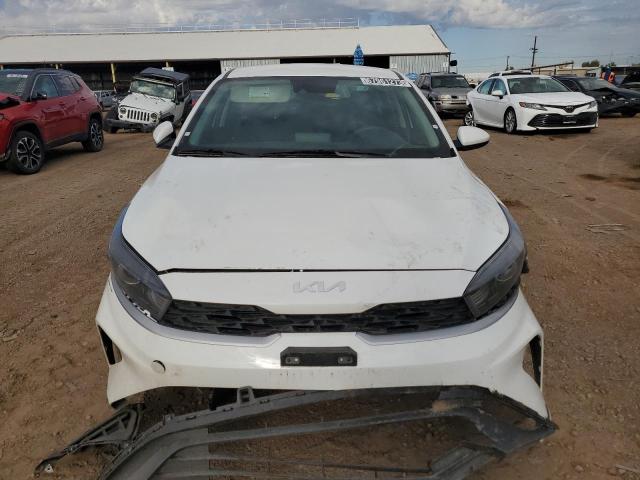 Photo 4 VIN: 3KPF24AD6PE530455 - KIA FORTE LX 