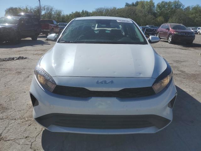 Photo 4 VIN: 3KPF24AD6PE553931 - KIA FORTE LX 