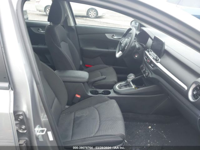 Photo 4 VIN: 3KPF24AD6PE555680 - KIA FORTE 