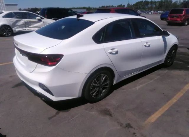 Photo 3 VIN: 3KPF24AD6PE556103 - KIA FORTE 