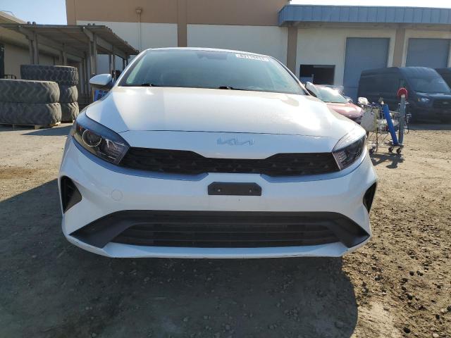 Photo 4 VIN: 3KPF24AD6PE565643 - KIA FORTE LX 