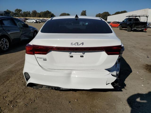 Photo 5 VIN: 3KPF24AD6PE565643 - KIA FORTE LX 