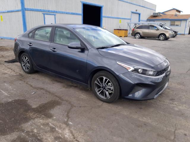 Photo 3 VIN: 3KPF24AD6PE580580 - KIA FORTE LX 